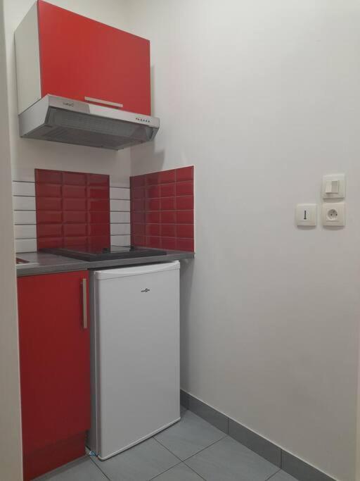Apartament Studio - 1 Min Rer - 10Min Disney & 30 Min Paris - Free Parking & Wifi Bussy-Saint-Georges Zewnętrze zdjęcie
